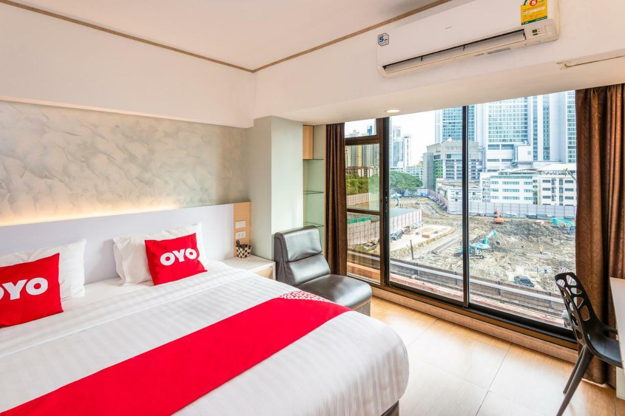 Oyo 298 El Majestic Hotel Bangkok Buitenkant foto